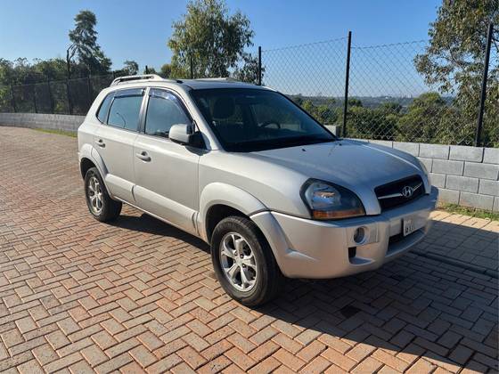 HYUNDAI TUCSON 2.0 MPFI GLS 16V 143CV 2WD FLEX 4P AUTOMÁTICO